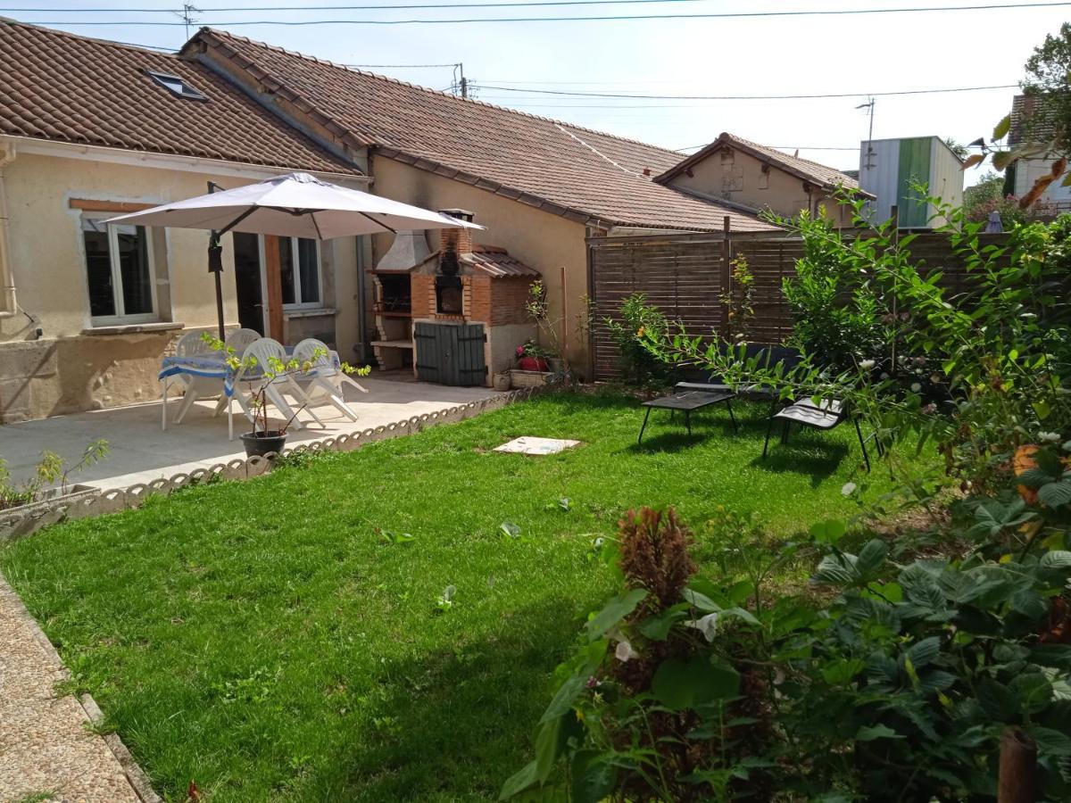 Charmante Petite Maison Bergerac Exterior foto